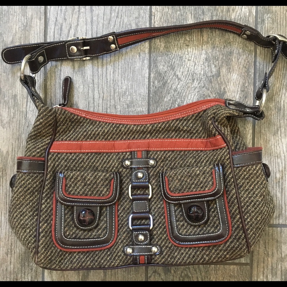 Apt 9 purse